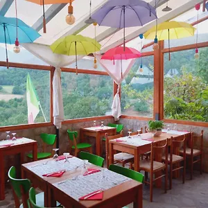 Gasthof New Arcobaleno Ossegna, Maissana
